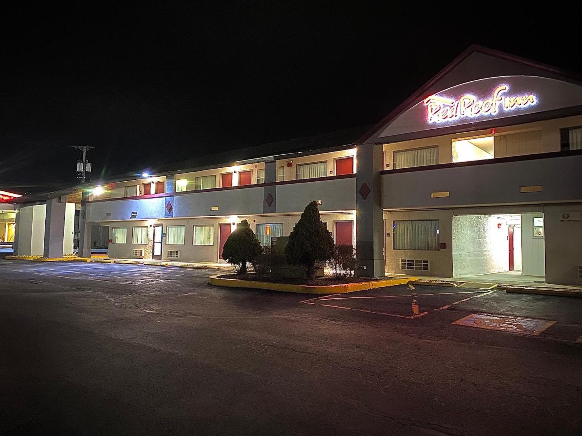 Red Roof Inn Somerset, Pa Extérieur photo